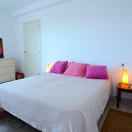 3-bedroom In * Pals